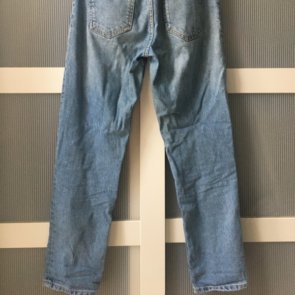 Mom Jeans - Picture 4 of 6